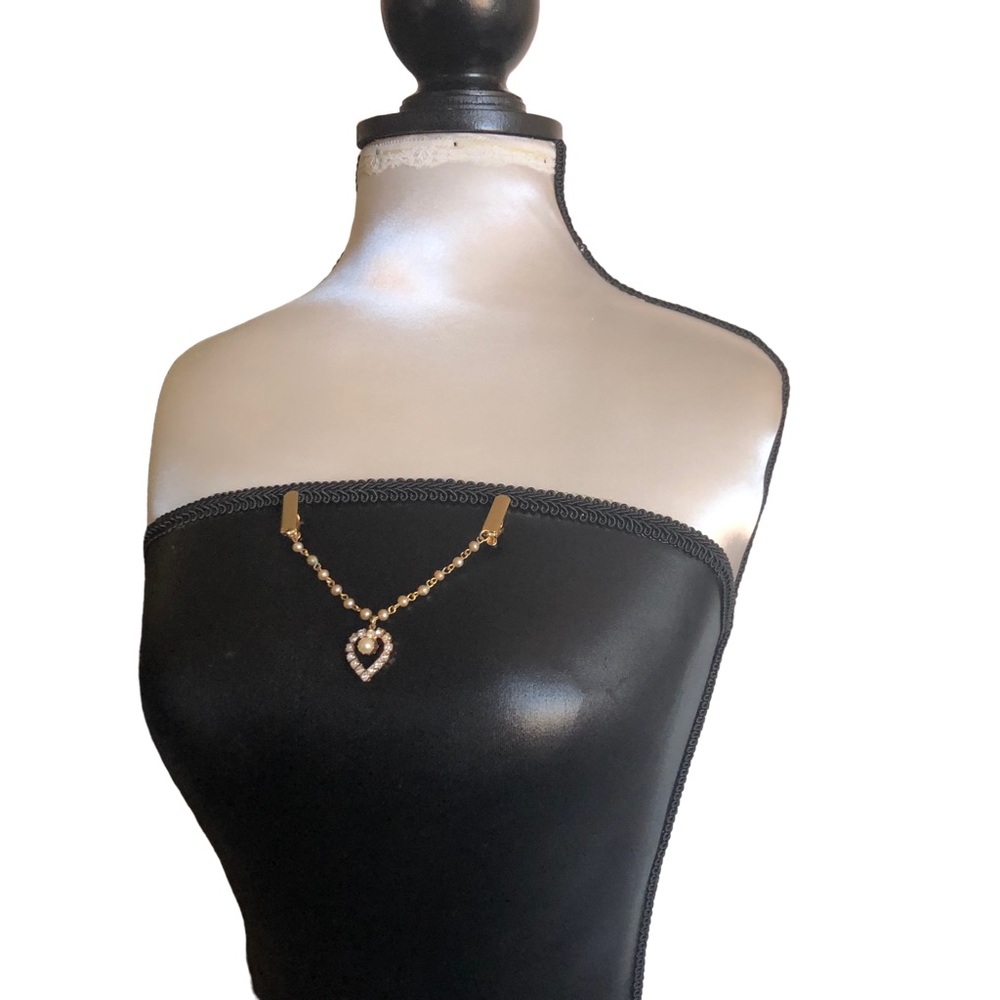 Heart with Chain Shirt/Blouse Collar Pin/Clip